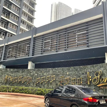 Luxury Suite Across Sm Megamall Manila Exterior photo