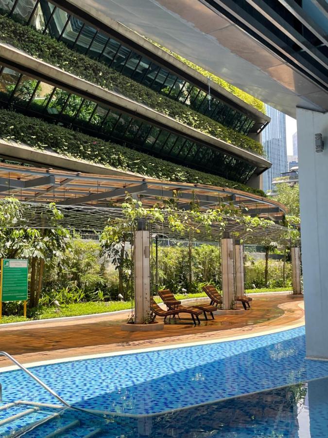 Luxury Suite Across Sm Megamall Apartment Manila